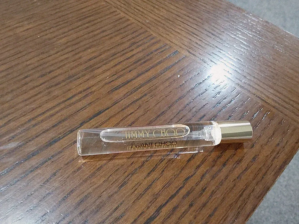 JIMMY CHOO “I WANT CHOO” WOMENS FRAGRANCE .25 fl oz/Travel-Size EDP Spray NEW