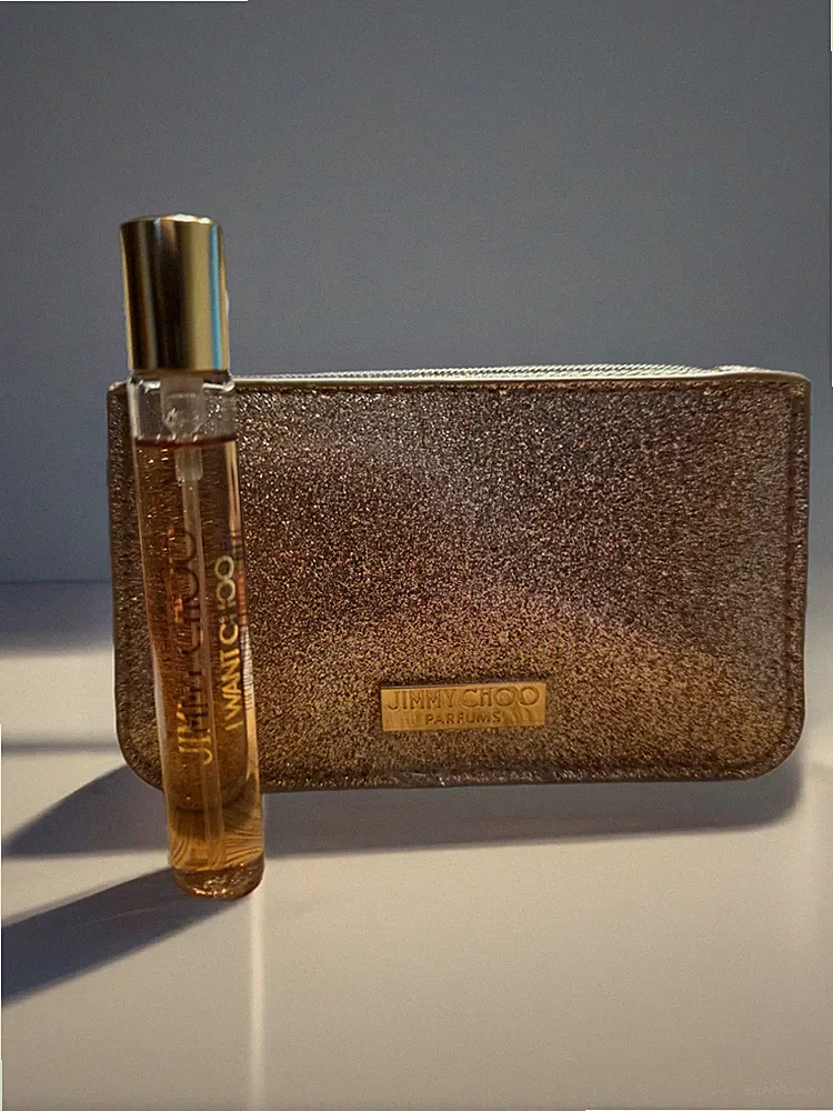 NEW Jimmy Choo I Want Choo Le Parfum Mini Spray W/ Gold Glittery Pouch .25 FLOZ